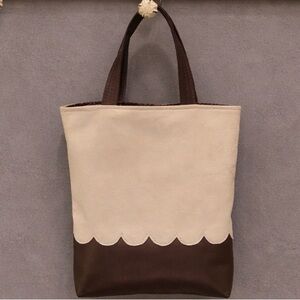 Used leather tote bag